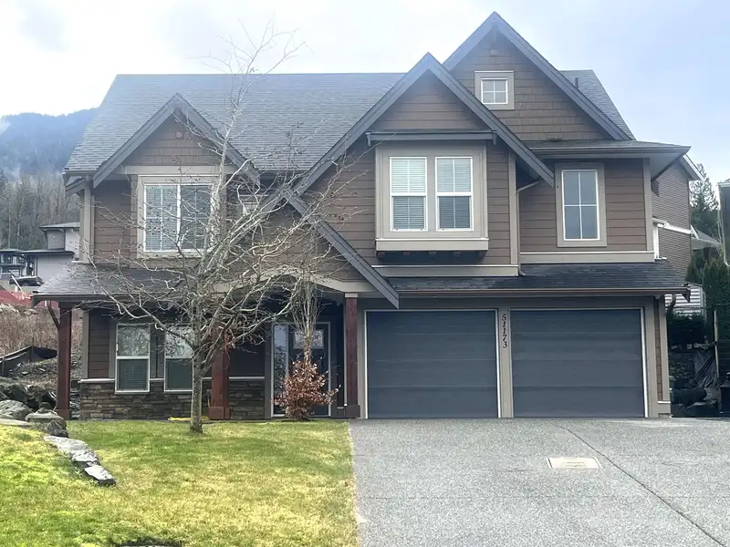 51173 SOPHIE CRESCENT - photo 1 of 31