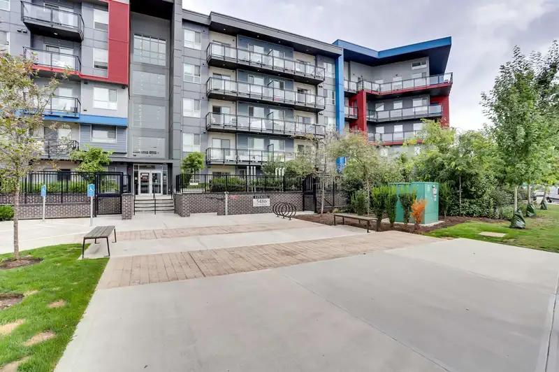 514 5486 199A STREET - photo 2 of 26