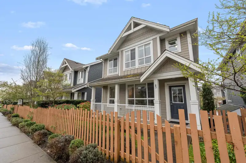 63 7059 210 STREET - photo 1 of 39