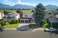 45170 BLUEJAY AVENUE - thumbnail 1