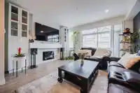 78 7169 208A STREET - thumbnail 3