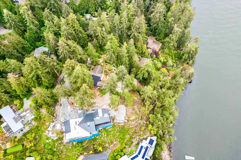 5056 THE BYWAY - photo 4 of 37