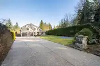 4570 MAYSFIELD CRESCENT - thumbnail 2