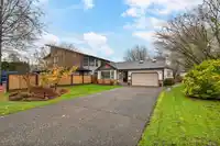 5259 197A STREET - thumbnail 3