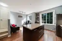 25 550 BROWNING PLACE - thumbnail 4