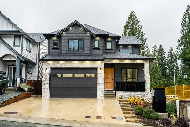 1 4581 SUMAS MOUNTAIN ROAD - photo 1 of 23