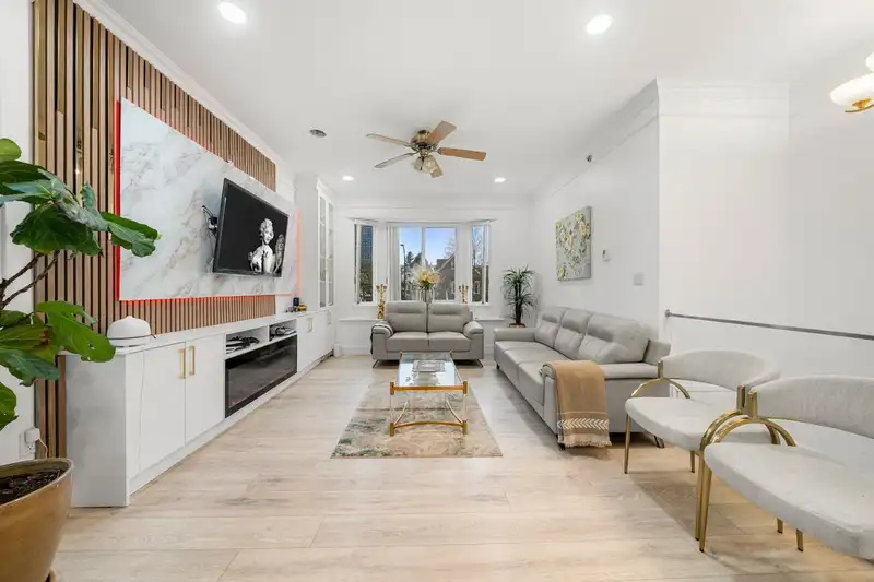 5174 ABERDEEN STREET - photo 4 of 40