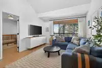 330 210 W 2ND STREET - thumbnail 10