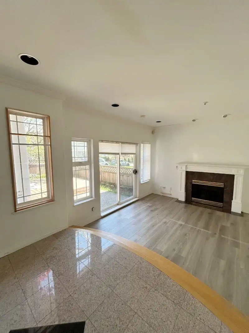 8377 HUDSON STREET - photo 4 of 21
