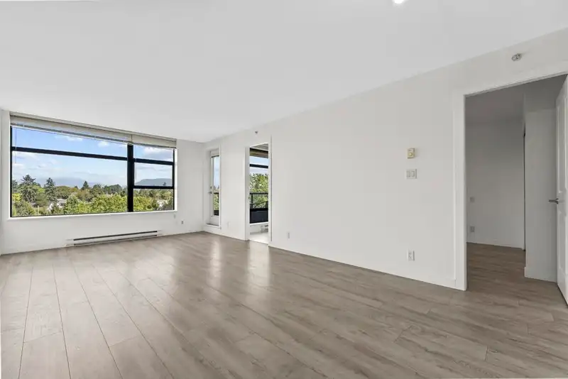 808 5380 OBEN STREET - photo 3 of 31