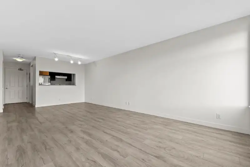 808 5380 OBEN STREET - photo 4 of 31