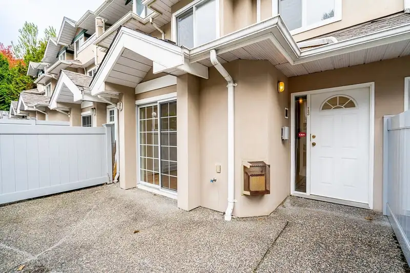 13 7128 18TH AVENUE - photo 2 of 31