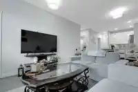 201 19940 BRYDON CRESCENT - thumbnail 5