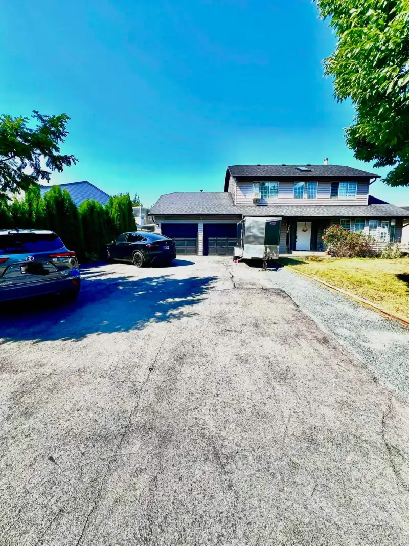 7376 123 STREET - photo 1 of 1