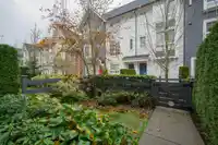 81 8438 207A STREET - thumbnail 2