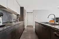 401 888 ARTHUR ERICKSON PLACE - thumbnail 16