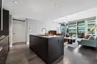 401 888 ARTHUR ERICKSON PLACE - thumbnail 5
