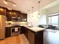621 8067 207 STREET - thumbnail 3