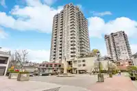 2004 1 RENAISSANCE SQUARE - thumbnail 12