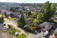 242 N BOYNE STREET - thumbnail 25