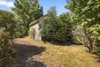 242 N BOYNE STREET - thumbnail 9