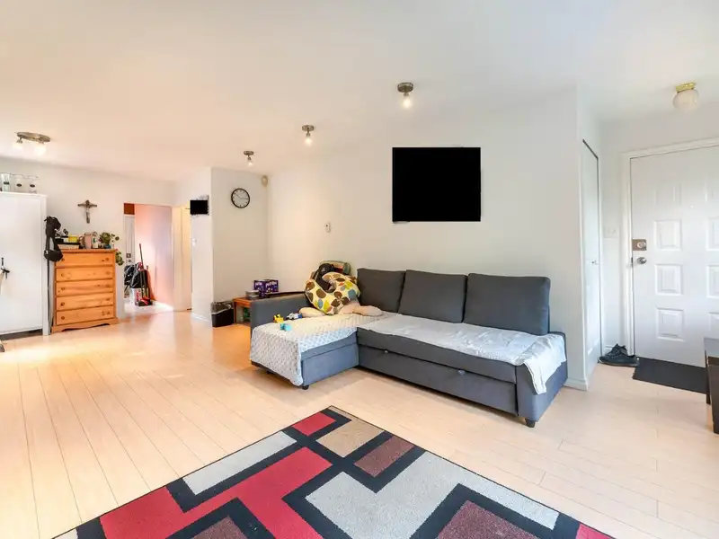 2216 E 41ST AVENUE - photo 3 of 21