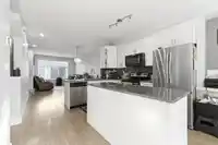 29 12775 63 AVENUE - thumbnail 4