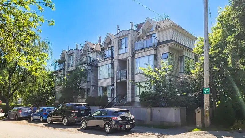 3167 LAUREL STREET - photo 1 of 32