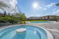 7 301 KLAHANIE DRIVE - thumbnail 35