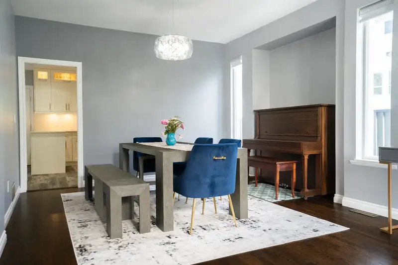 14135 90A AVENUE - photo 3 of 28