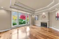13681 21 AVENUE - thumbnail 3