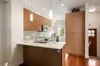 7 7198 BARNET ROAD - thumbnail 3
