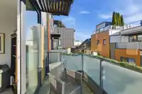 33 720 E 3RD STREET - thumbnail 10