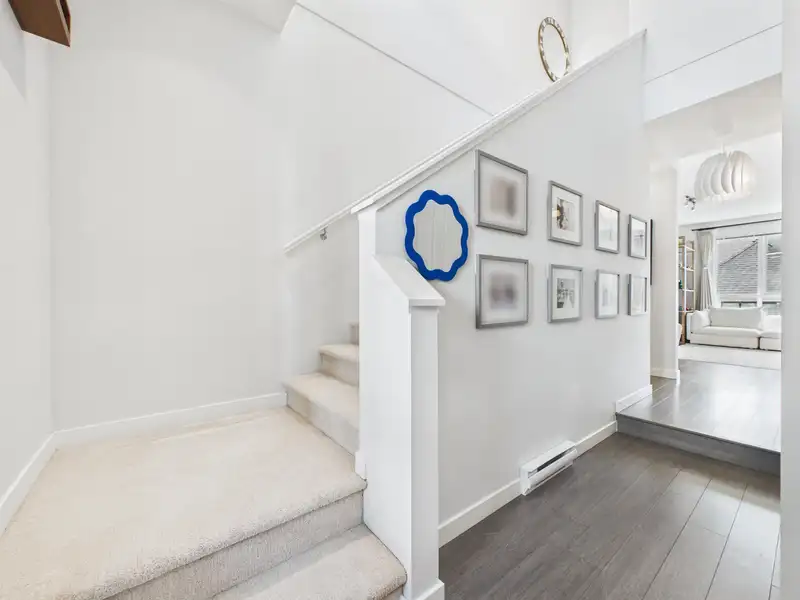 50 3500 BURKE VILLAGE PRM - photo 4 of 40