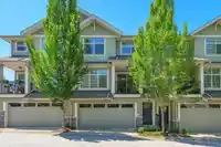 11 22225 50TH AVENUE - thumbnail 1