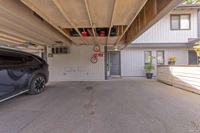 5 6712 BAKER ROAD - photo 2 of 29