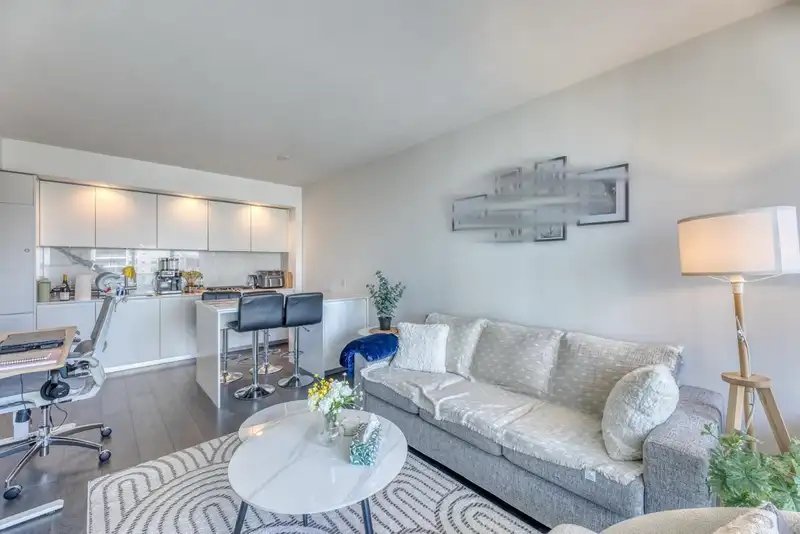 1801 6463 SILVER AVENUE - photo 4 of 22