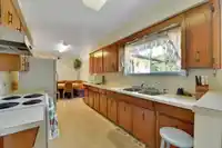 6113 256 STREET - thumbnail 13