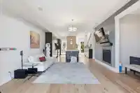 15871 28 AVENUE - thumbnail 3
