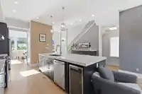 15871 28 AVENUE - thumbnail 6