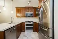 212 8538 203A ST STREET - thumbnail 8