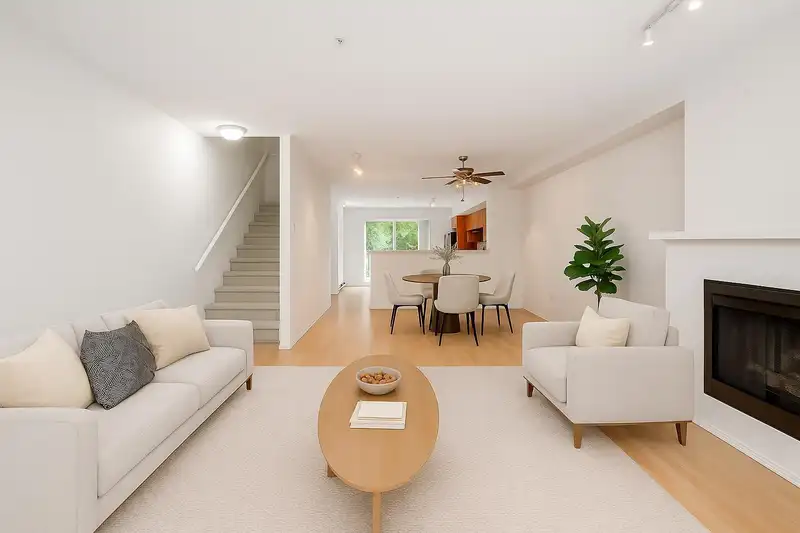 63 6747 203 STREET - photo 2 of 40