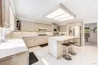 2828 CAMROSE DRIVE - thumbnail 8