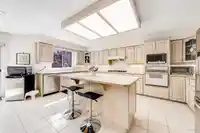 2828 CAMROSE DRIVE - thumbnail 9