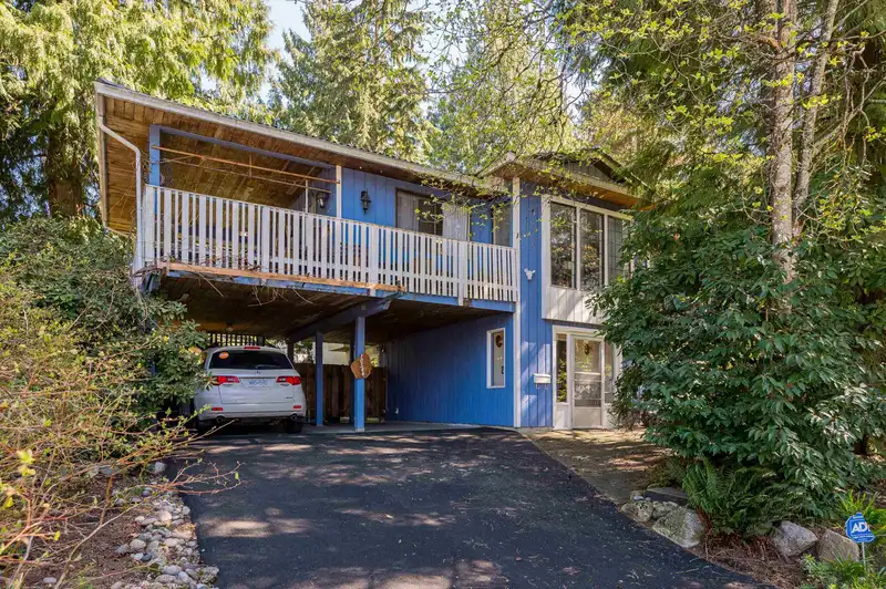 10544 SUNCREST DRIVE - photo 1 of 40