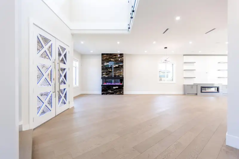 11668 95A AVENUE - photo 4 of 40