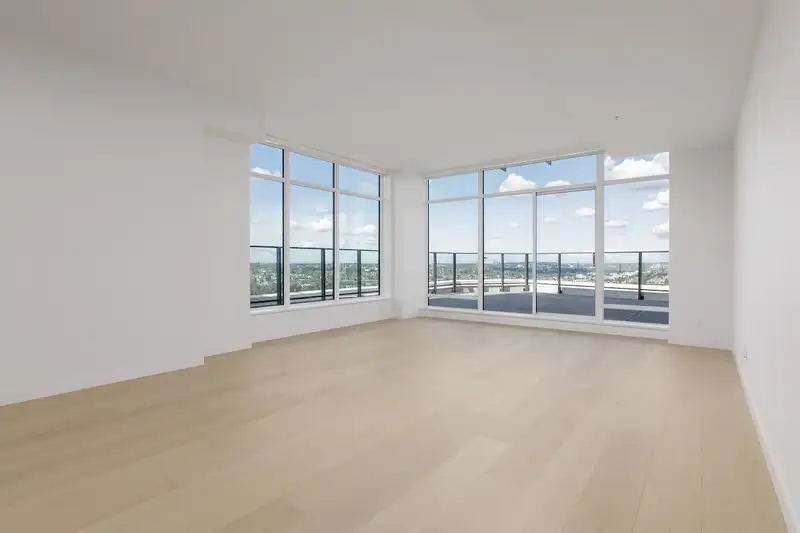 3901 2181 MADISON AVENUE - photo 4 of 30