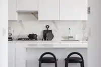 1904 3888 EVERGREEN PLACE - thumbnail 3