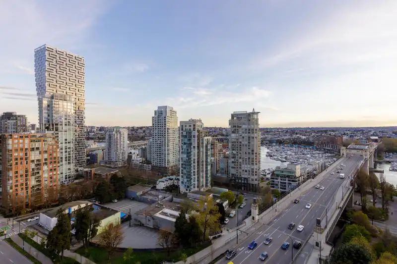 1903 1003 PACIFIC STREET - photo 4 of 38