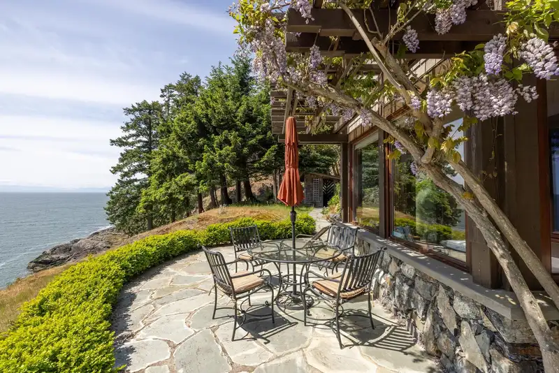 1299 FAIRWEATHER ROAD - photo 1 of 40